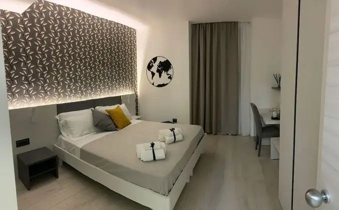 Deluxe Tek Büyük veya İki Ayrı Yataklı Oda, Balkon (102)
