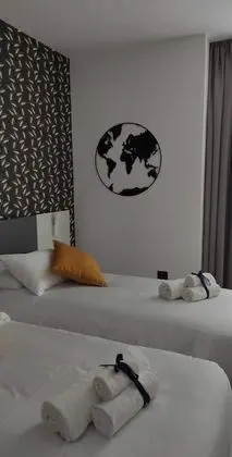 Deluxe Tek Büyük veya İki Ayrı Yataklı Oda, Balkon (102)