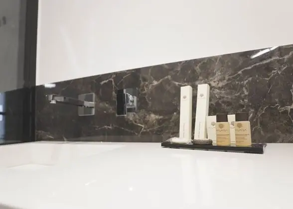 Deluxe Tek Büyük veya İki Ayrı Yataklı Oda, Balkon (102)