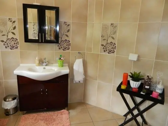 Deluxe Tek Büyük Yataklı Oda, Bahçe Manzaralı