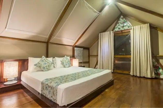 Luxury Tek Büyük Yataklı Oda