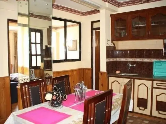 Deluxe Tek Büyük veya İki Ayrı Yataklı Oda, 2 Yatak Odası, Sigara İçilebilir, Mutfak