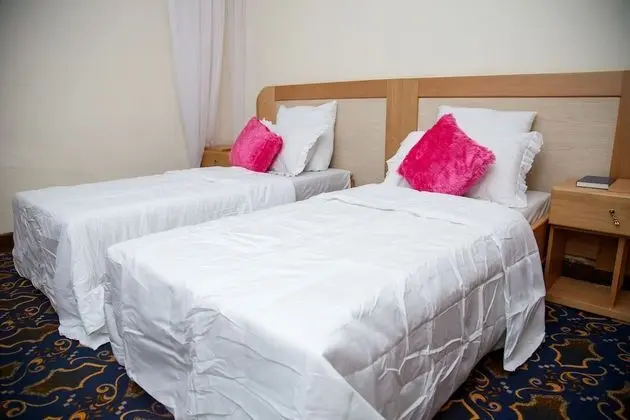 İki Ayrı Yataklı Oda