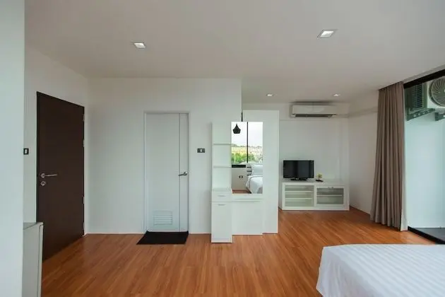 Supreme Room