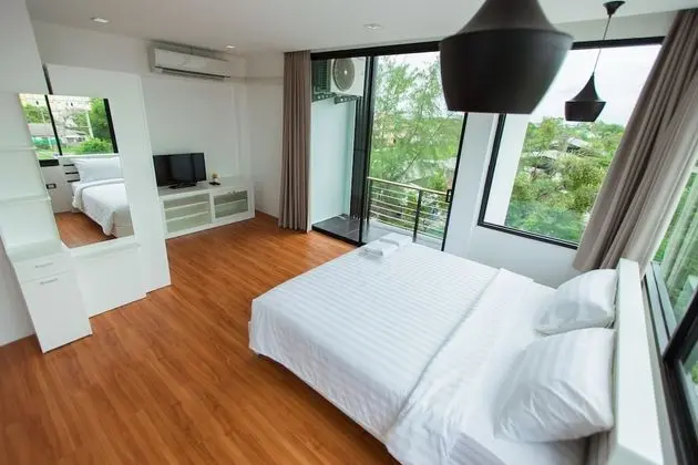 Supreme Room