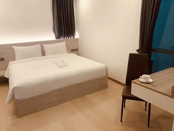 Deluxe Tek Büyük Yataklı Oda