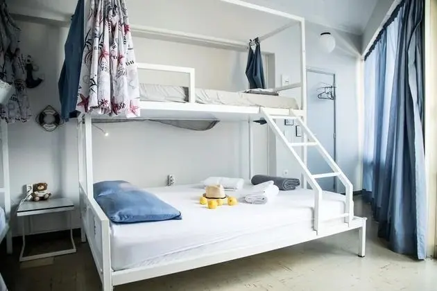 Standard Ortak Ranzalı Oda, Ortak Banyo