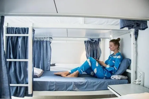 Standard Ortak Ranzalı Oda, Ortak Banyo