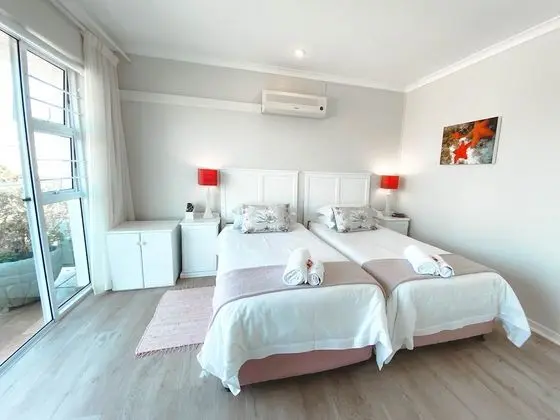 Twin bed room, sea and mountain views