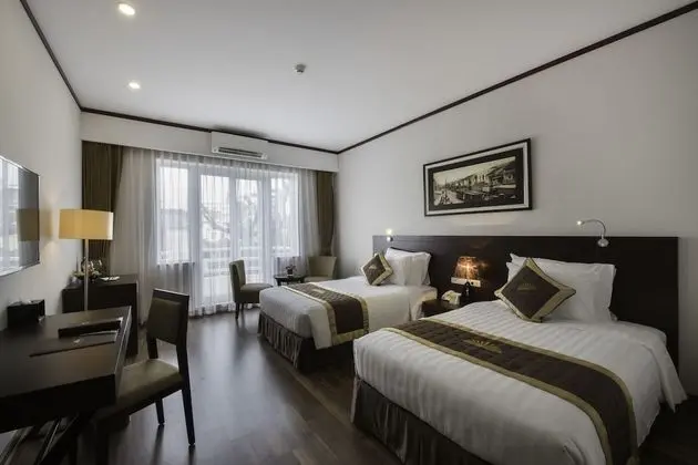 Deluxe Tek Büyük veya İki Ayrı Yataklı Oda