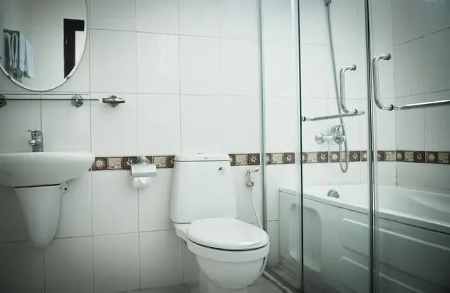 Basic Tek Büyük Yataklı Oda
