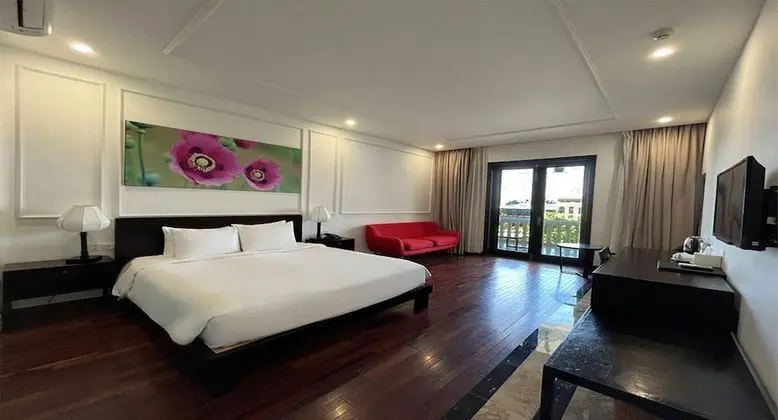 Deluxe Tek Büyük Yataklı Oda, Nehir Manzaralı