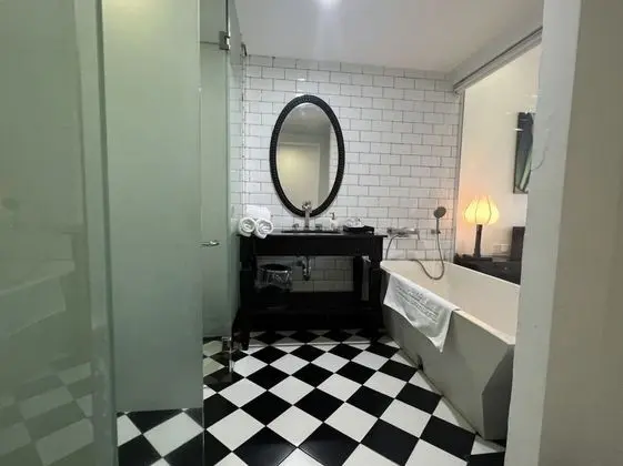 Deluxe Tek Büyük Yataklı Oda, Nehir Manzaralı