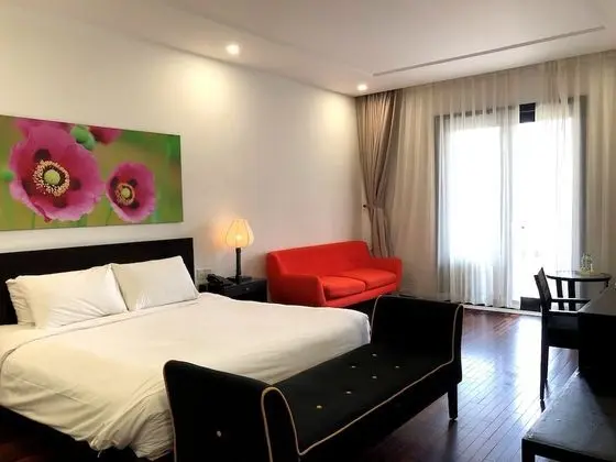Deluxe Tek Büyük Yataklı Oda, Nehir Manzaralı