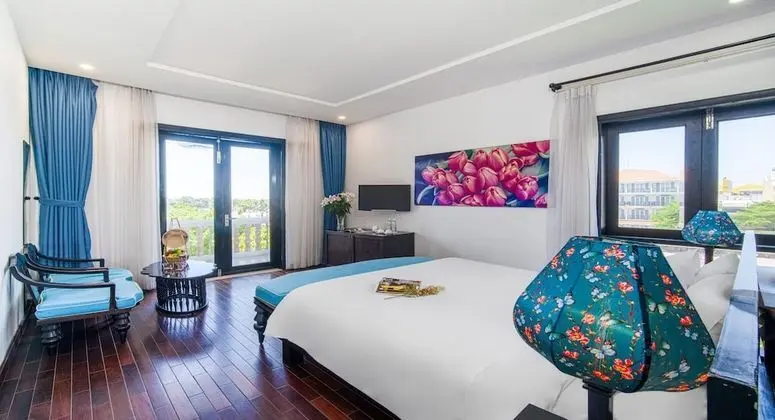 Premium Tek Büyük Yataklı Oda, Nehir Manzaralı
