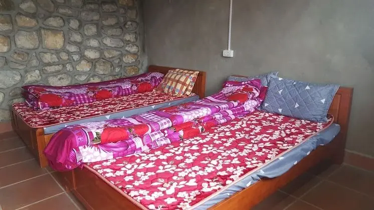 İki Ayrı Yataklı Oda, Ortak Banyo