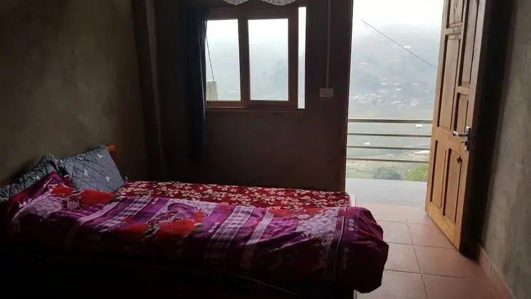 Tek Büyük Yataklı Oda, Dağ Manzaralı