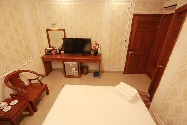 Standard Tek Büyük Yataklı Oda (No Window)