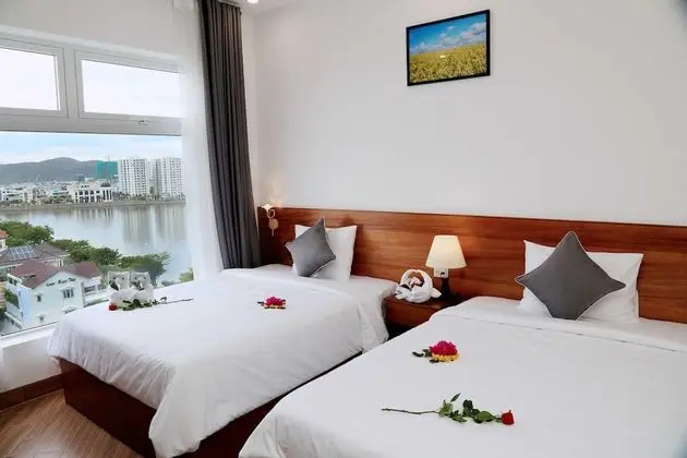 Deluxe Tek Büyük veya İki Ayrı Yataklı Oda