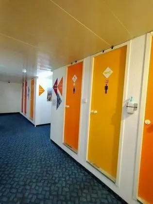 Basic Üç Kişilik Oda, Ortak Banyo
