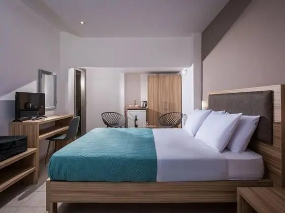 Deluxe Beach Double or Twin Room, Second Floor