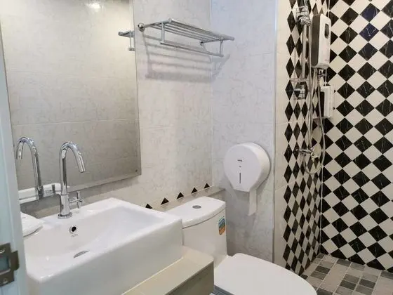 Basic Tek Büyük Yataklı Oda