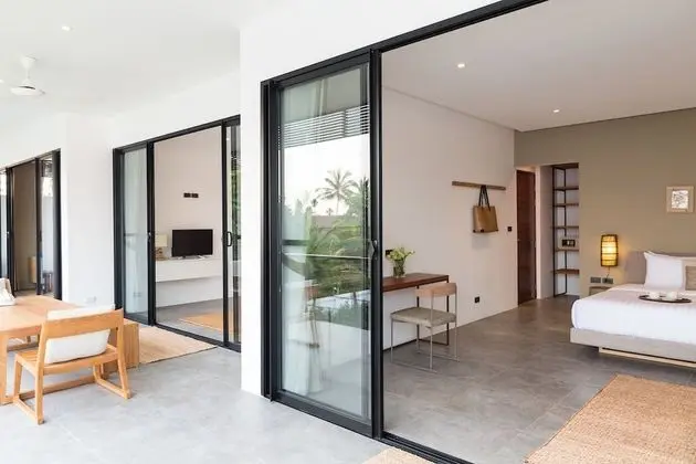 Six Bedrooms Villa
