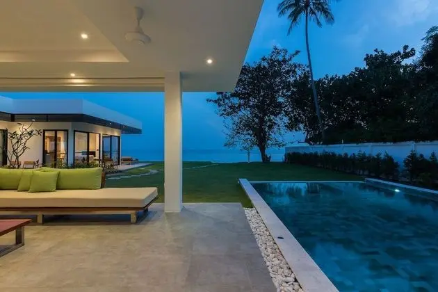 Six Bedrooms Villa