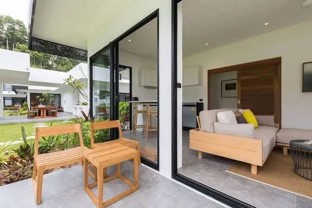 Six Bedrooms Villa