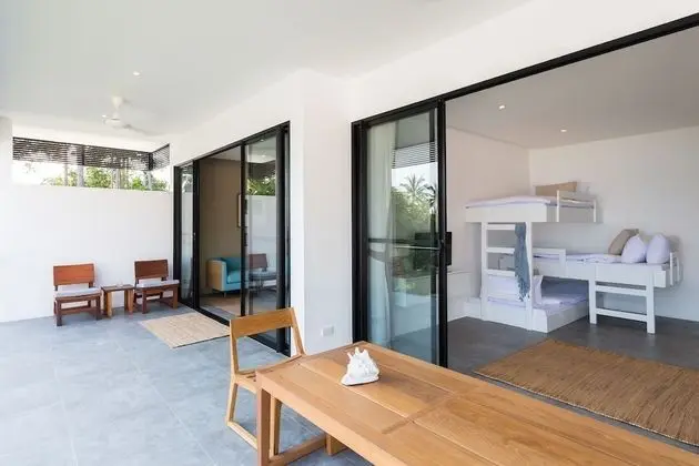 Six Bedrooms Villa