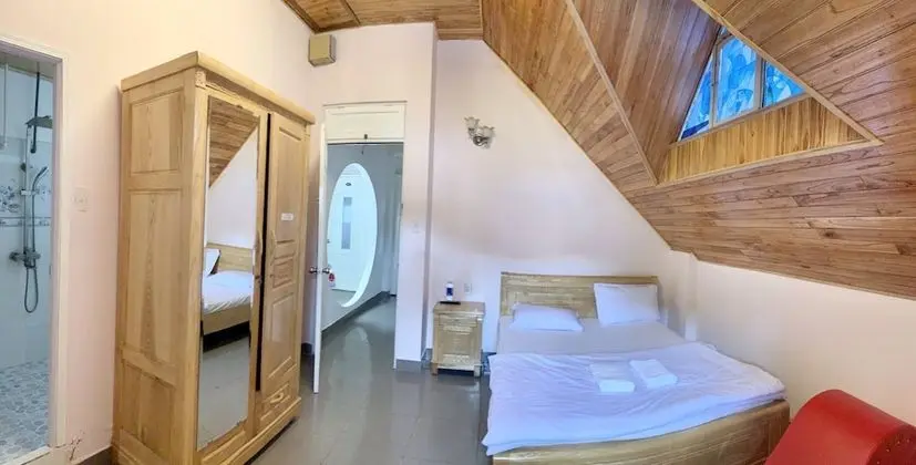 Tek Büyük Yataklı Oda