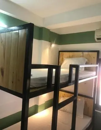 Ortak Ranzalı Oda, Sadece erkekler için