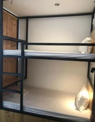 Ortak Ranzalı Oda, Sadece kadınlar için