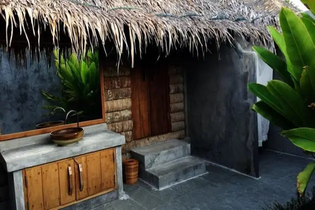 Waterfront Forest Bungalow