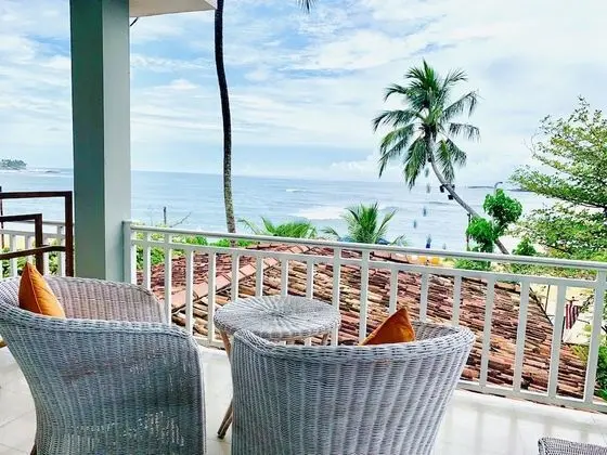 Büyük Yataklı Tek Kişilik Oda