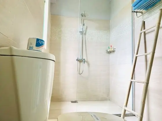 Büyük Yataklı Tek Kişilik Oda