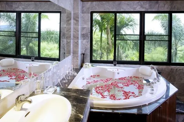 Villa, 5 Yatak Odası, Kişiye Özel Havuzlu