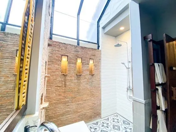 Grand Deluxe Room