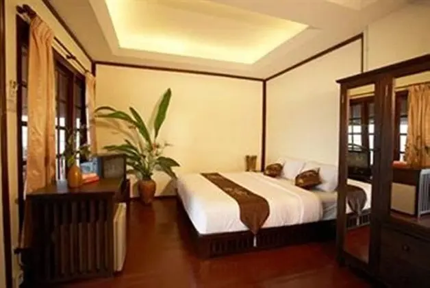 Superior Seaview Bungalow