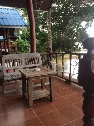 Superior Seaview Bungalow