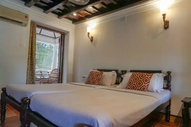 Deluxe Tek Büyük veya İki Ayrı Yataklı Oda, Balkon