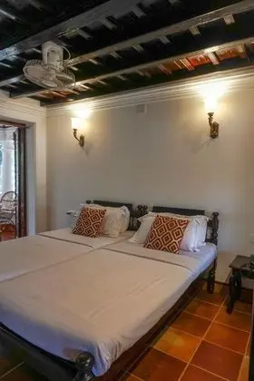 Deluxe Tek Büyük veya İki Ayrı Yataklı Oda, Balkon