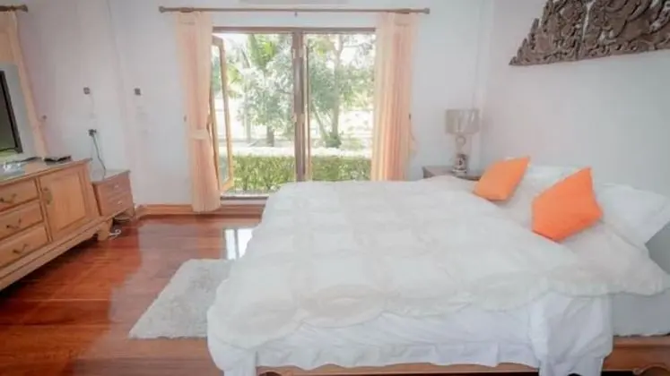 Villa, Nehir Manzaralı (River View Villa)