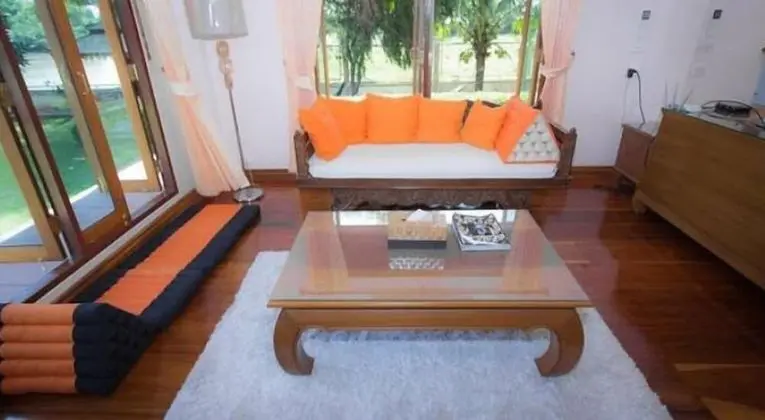 Villa, Nehir Manzaralı (River View Villa)