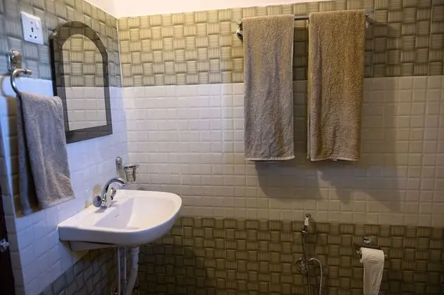 Standard Tek Büyük veya İki Ayrı Yataklı Oda, 1 Yatak Odası, Bahçe Manzaralı