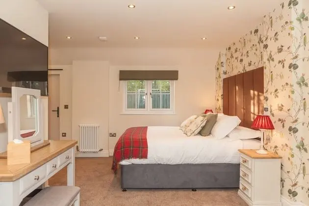Deluxe Süit, Banyolu/Duşlu, Bahçe Manzaralı (Coach House)