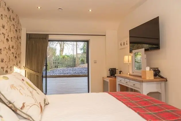Deluxe Süit, Banyolu/Duşlu, Bahçe Manzaralı (Coach House)