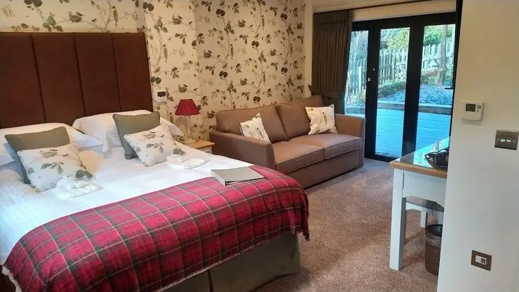 Deluxe Süit, Banyolu/Duşlu, Bahçe Manzaralı (Coach House)