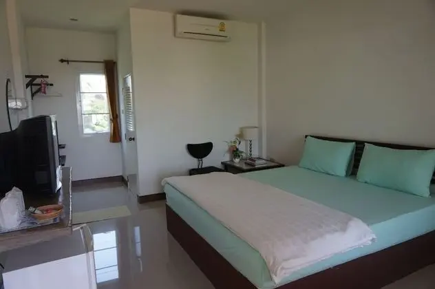 Standard King Bed