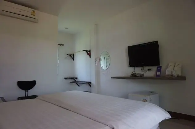 Standard King Bed